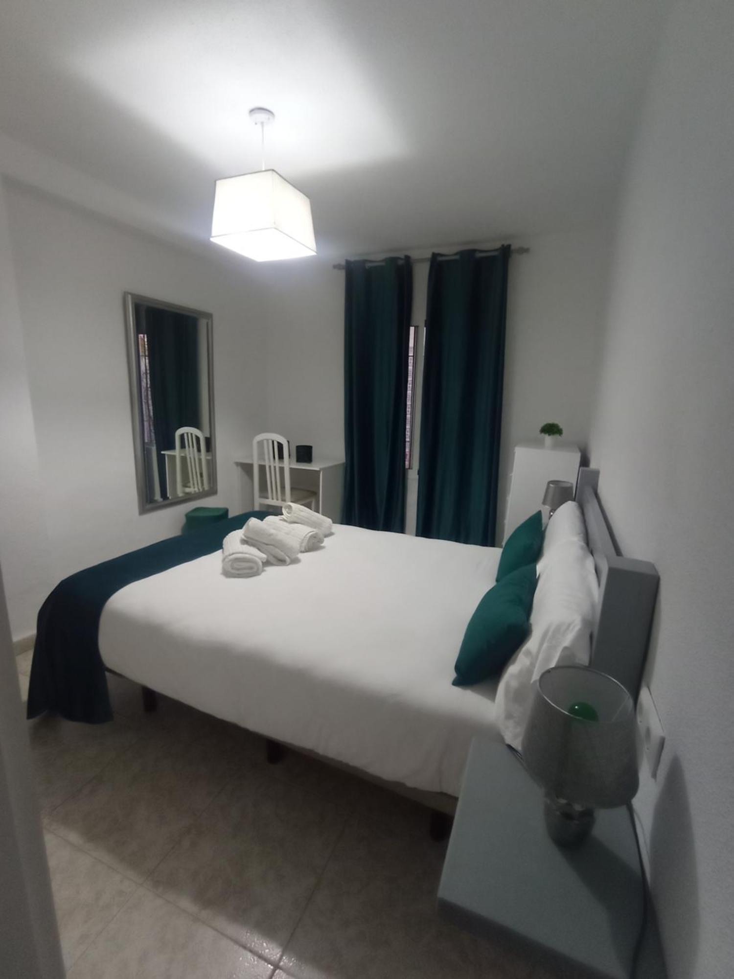 Apartamento La Reina Home กอร์โดบา ภายนอก รูปภาพ